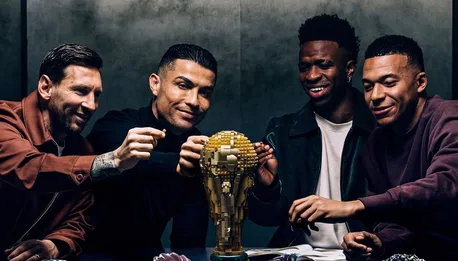 لگو خاص ترین محصول جام جهانی 2026 را روانه بازار کرد/ مسی، رونالدو، امباپه و جونیور در یک جعبه جذاب! (عکس و فیلم)