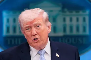 ترامپ: ما از روسیه و عربستان نفت بیشتری داریم پس کشتی‌ها باید از ما خرید نفت انجام دهند