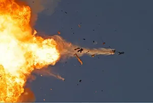 انهدام پهپاد انتحاری لوکاس توسط نیرو‌های مسلح در خلیج‌فارس