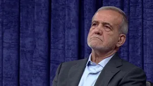 مورد عجیب توئیت مسعود پزشکیان: پیامی که از مرزهای توئیتر فارسی عبور کرد