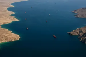ادعای سنتکام: مقدمات مین‌زدایی تنگه هرمز انجام شد