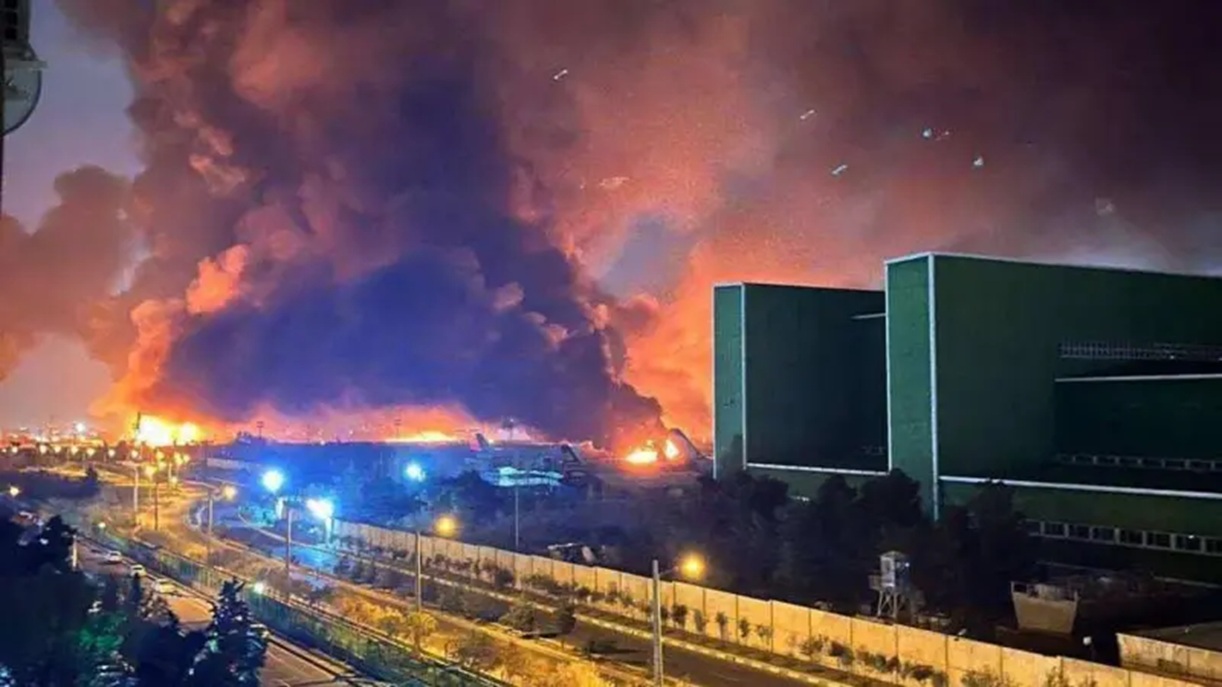 حمله به فرودگاه مهرآباد حمله به فرودگاه مهرآباد