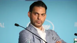 واکنش پیمان معادی به چهلمین روز شهادت دانش‌آموزان میناب