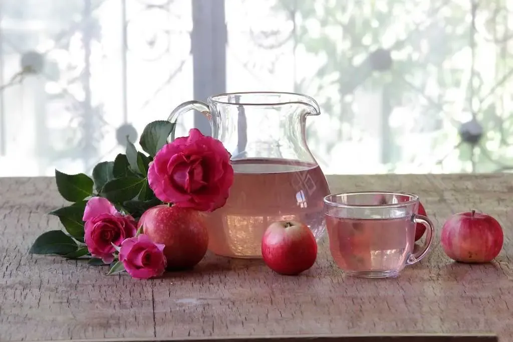 شربت گل محمدی شربت گل محمدی