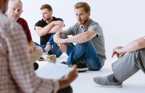 گروه‌ درمانی وجودی چیست؟