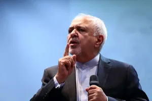 ظریف خطاب به کشورهای منطقه و اروپا : شریک جنایات جنگی ترامپ نشوید
