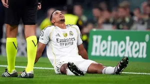 تحقیر آرنولد توسط وینیسیوس در تمرین رئال