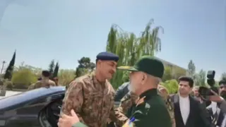 فرمانده ارتش پاکستان با فرماندهی قرارگاه مرکزی خاتم‌الانبیا دیدار کرد