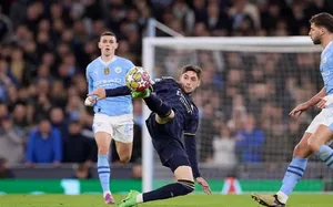 گل تماشایی والورده به من‌سیتی از نمایی متفاوت