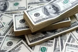 کاهش قیمت دلار در بازار آزاد