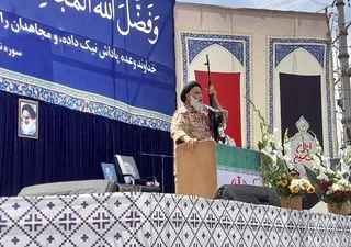 امام جمعه اهواز: جنگ با آمریکا در مظاهر گوناگون تمام‌شدنی نیست