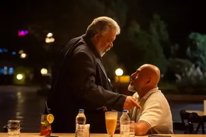 ۲ درگذشت و توقیف یک سریال
