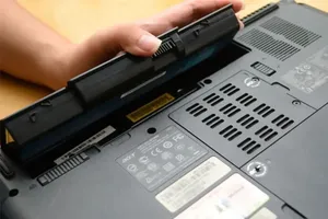 علت اصلی خراب شدن باتری لپ‌تاپ از زبان کارشناس (فیلم)