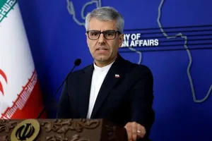 سخنگوی وزارت خارجه: سفیر ایران به فعالیت خود در بیروت ادامه می‌دهد