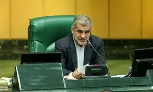 نایب رئیس مجلس: دولت آماده اجرای طرح حذف واسطه‌ها و تبدیل وضعیت نیرو‌های شرکتی است