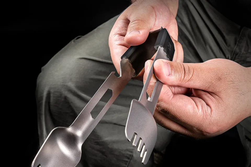 قاشق چنگال کمپینگ قاشق چنگال کمپینگ