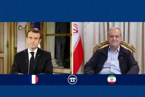 پزشکیان در گفت‌وگوی تلفنی با مکرون: در مقابله با متجاوزین تردید نداریم/ انتقاد از نقش مخرب برخی کشورهای اروپایی